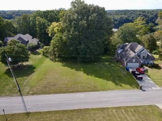 Foreclosed Home - 301 WATER CLIFF DR, 42503
