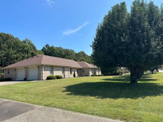 Foreclosed Home - 400 HORIZON HILL DR, 42503