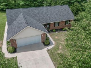 Foreclosed Home - 218 SUMMIT POINTE DR, 42503