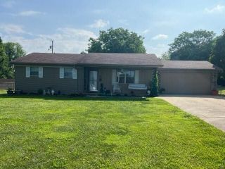 Foreclosed Home - 254 SYCAMORE DR, 42518