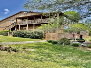 Foreclosed Home - 36 WOODSON BEND RESORT # 4, 42518