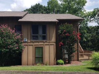 Foreclosed Home - 123 WOODSON COVE DR, 42518