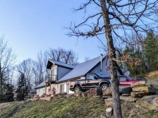 Foreclosed Home - 650 CAVE SPRINGS RD, 42519