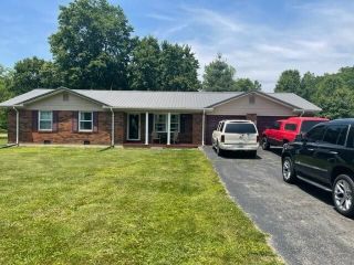 Foreclosed Home - 7762 S KY 501, 42539