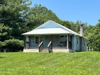 Foreclosed Home - 2440 POSSUM TROT RD, 42539