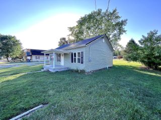 Foreclosed Home - 411 WHIPP AVE, 42539