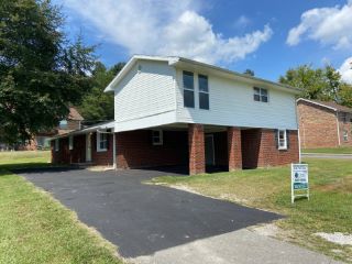 Foreclosed Home - 80 COMBEST ST, 42539