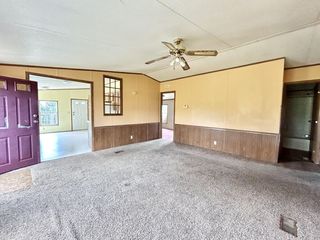 Foreclosed Home - 2684 E HIGHWAY 635, 42553