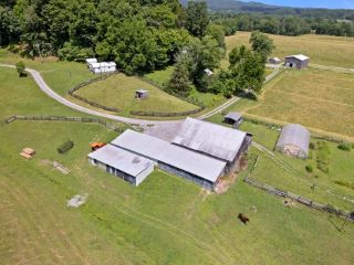 Foreclosed Home - 180 HOLLOW RANCH RD, 42602