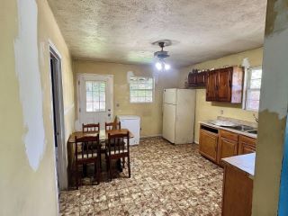 Foreclosed Home - 120 CARLOS VANOVER RD, 42634