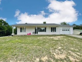 Foreclosed Home - 9 WHITE OAK DR, 42653