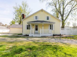 Foreclosed Home - 1948 Hodgenville Rd, 42701