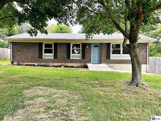 Foreclosed Home - 1301 EMORY RD, 42701