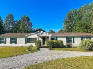 Foreclosed Home - 464 N OTTER CREEK RD, 42716