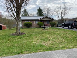 Foreclosed Home - 610 CARY LN, 42717