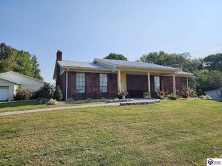 Foreclosed Home - 152 W BLUE HOLE RD, 42718