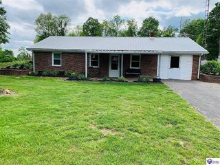 Foreclosed Home - 1735 SPROWLES RIDGE RD, 42718