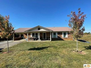 Foreclosed Home - 2814 HIGHWAY 218, 42743