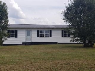 Foreclosed Home - 1154 LIBERTY LAWSON RD, 42746