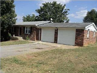 Foreclosed Home - List 100005941