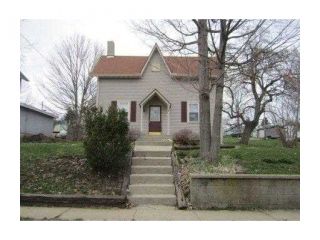 Foreclosed Home - 160 E RACE ST, 43044