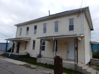 Foreclosed Home - 125 W CANAL ST, 43055