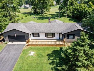 Foreclosed Home - 48 BEECHWOOD DR SW, 43068