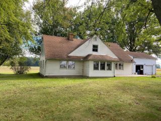Foreclosed Home - 4628 N GALENA RD, 43074