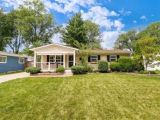 Foreclosed Home - 132 MARIEMONT DR N, 43081