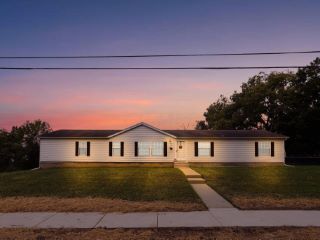 Foreclosed Home - 220 E CLIFF ST, 43105