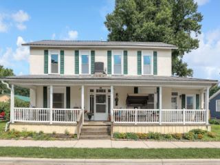 Foreclosed Home - 370 N WALNUT ST, 43138