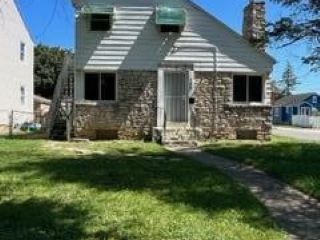Foreclosed Home - 2738 W MOUND ST, 43204