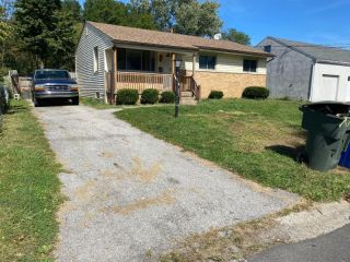 Foreclosed Home - 1532 E GATES ST, 43206