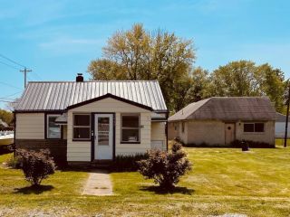 Foreclosed Home - 2045 REESE AVE, 43207