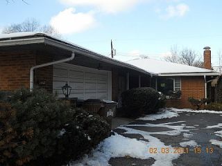 Foreclosed Home - 2882 E BROAD ST, 43209