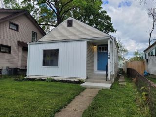 Foreclosed Home - 1490 E 25TH AVE, 43211