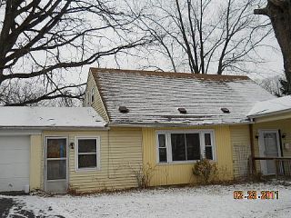 Foreclosed Home - 984 EXETER RD, 43213