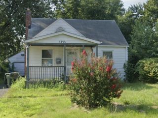 Foreclosed Home - 1941 W MOUND ST, 43223