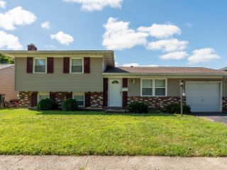Foreclosed Home - 2975 EASTHAVEN DR S, 43232