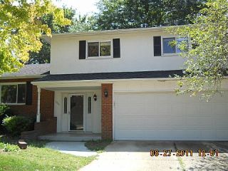 Foreclosed Home - 1051 GREENRIDGE RD, 43235