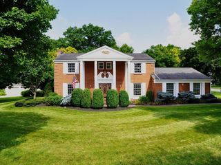 Foreclosed Home - 896 CLUBVIEW BLVD S, 43235