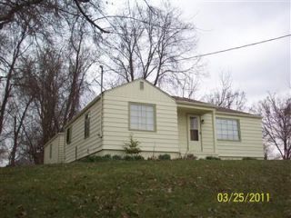 Foreclosed Home - 939 BLUE AVE, 43701