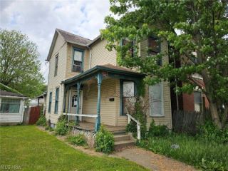 Foreclosed Home - 1061 PUTNAM AVE, 43701