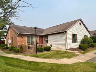 Foreclosed Home - 3556 CHESAPEAKE DR, 43701