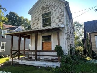 Foreclosed Home - 427 N 6TH ST, 43725