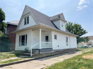 Foreclosed Home - 1119 ORCHARD ST, 43812