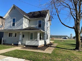 Foreclosed Home - 151 CHESTNUT ST, 43832