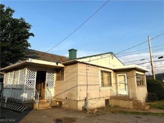 Foreclosed Home - 1611 PENNSYLVANIA AVE, 43920