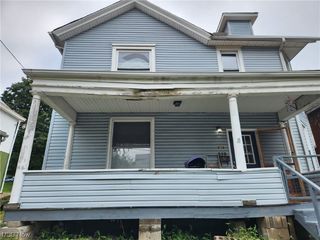 Foreclosed Home - 838 AVONDALE ST, 43920