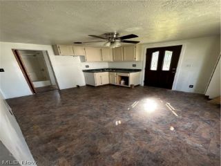 Foreclosed Home - List 100617320